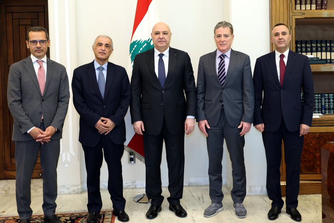 عون خلال استقباله