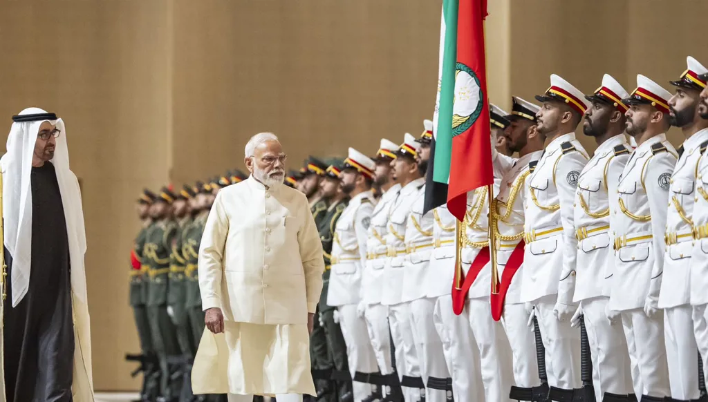 شراكة الإمارات والهند... "كوريدور" استراتيجي ومشاركة حاسمة في مشروع السلام