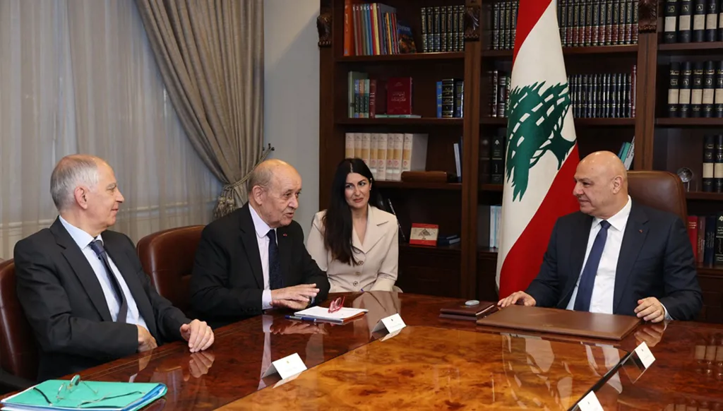 جوزف عون وجان إيف لودريان (الرئاسة اللبنانية)