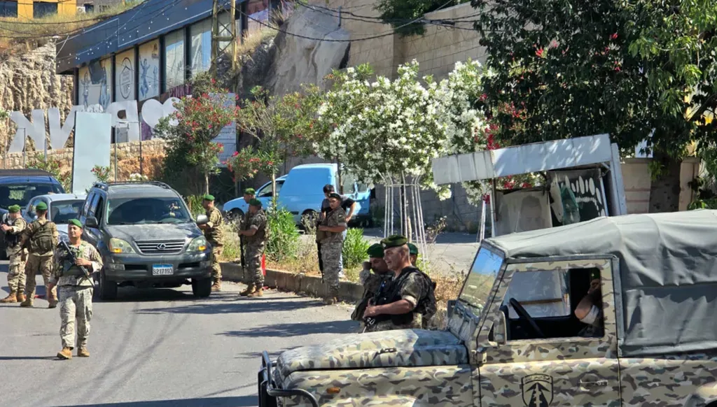 قيادة الجيش اللبناني: لضرورة تريث الأهالي في العودة إلى القرى والبلدات الحدودية الجنوبية