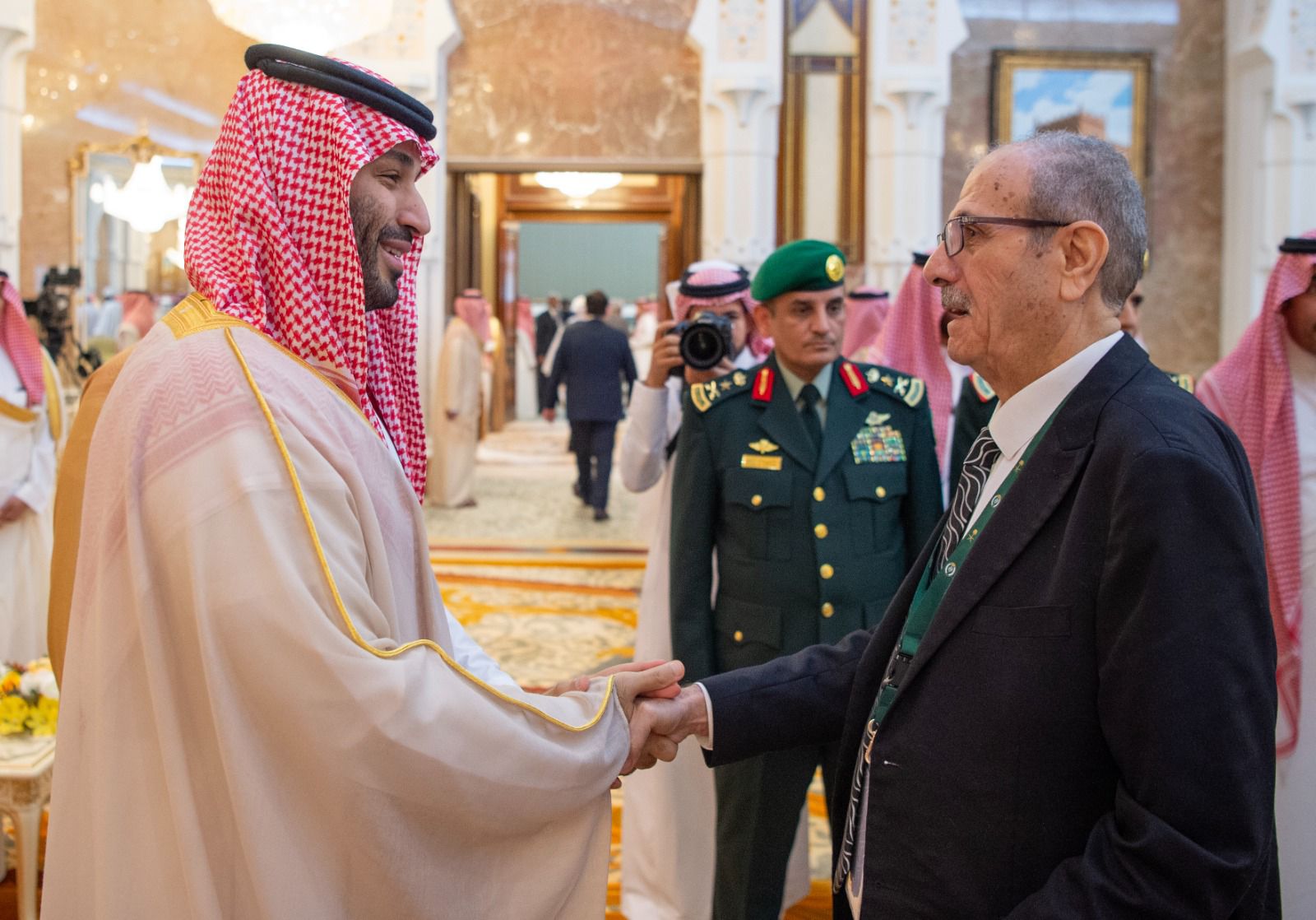 والد الرئيس السوري أحمد الشرع وولي العهد محمد بن سلمان