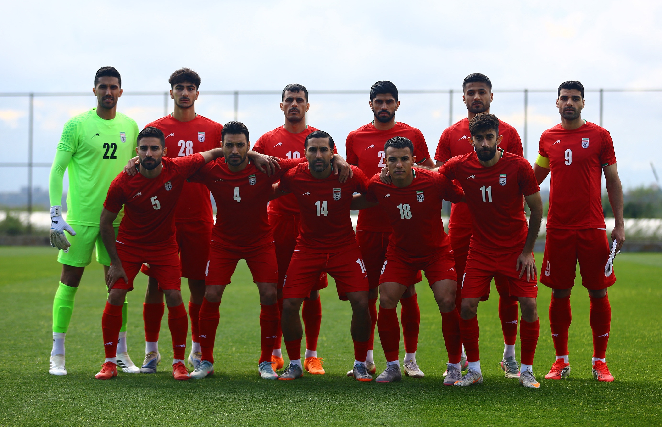 لاعبو منتخب إيران. (وكالات)
