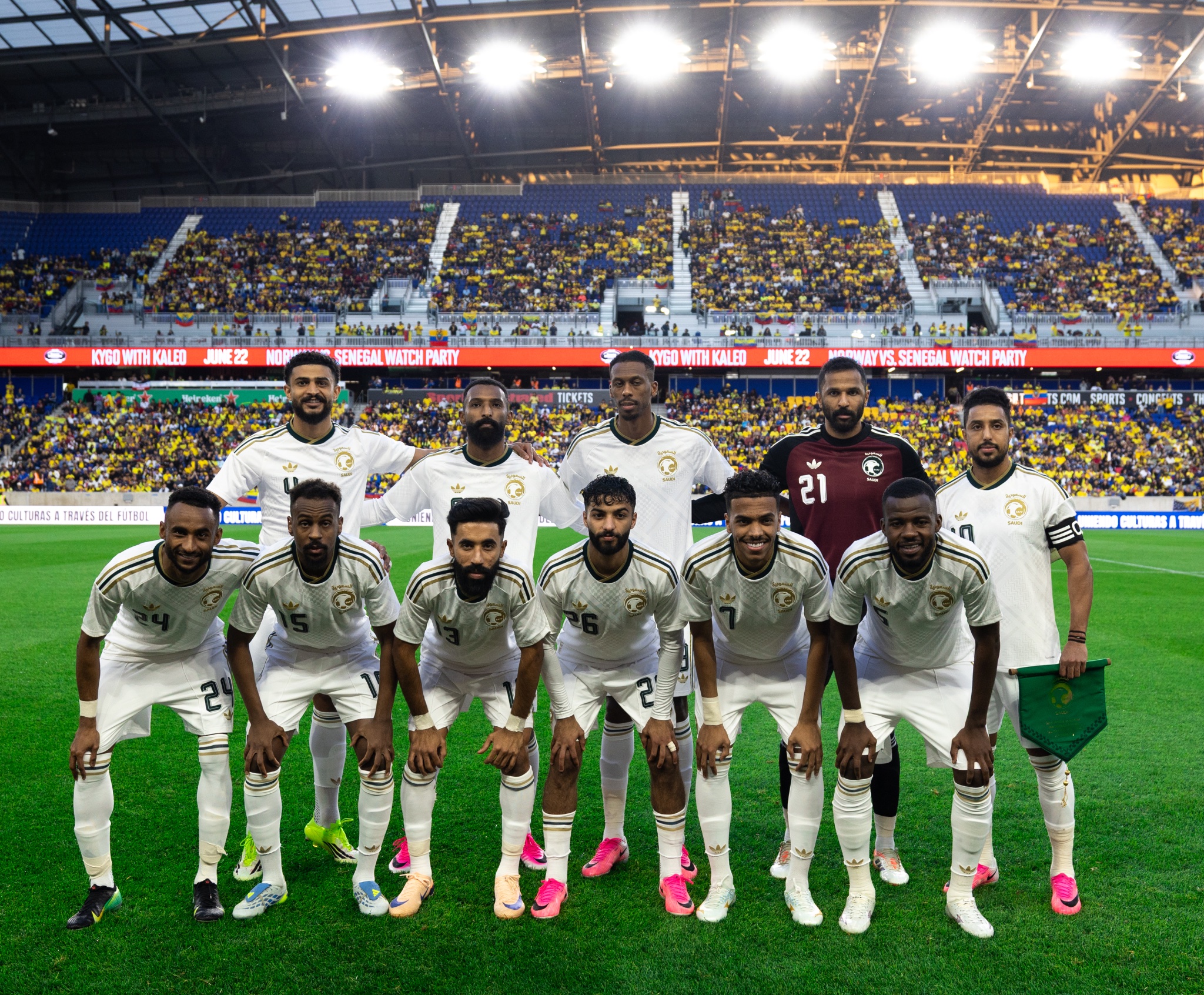 لاعبو السعودية.