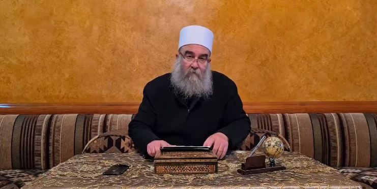 الشيخ حكمت الهجري.