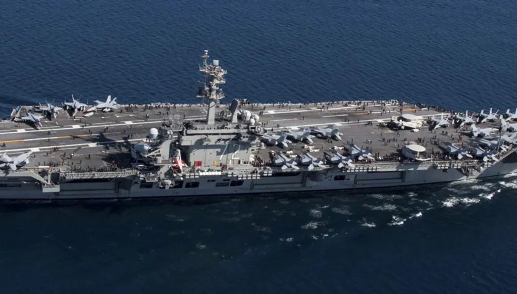 حصار أميركي للموانئ الإيرانية... سنتكوم: لم تتمكّن أي سفينة من تجاوز القوات الأميركية