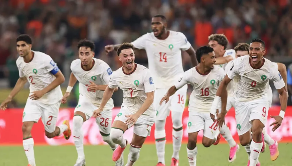 منصور بن زايد يهنئ المغرب بعد تأهله إلى ربع نهائي كأس العالم 2026