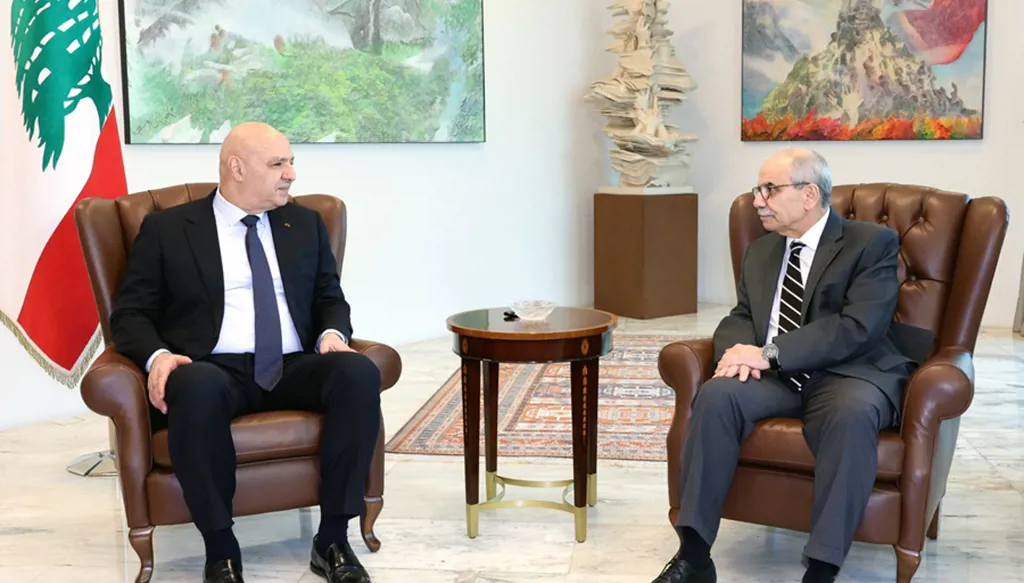 رئيس وزراء لبنان: نحن مع أهلنا في الجنوب وعازمون على تأمين حاجاتهم