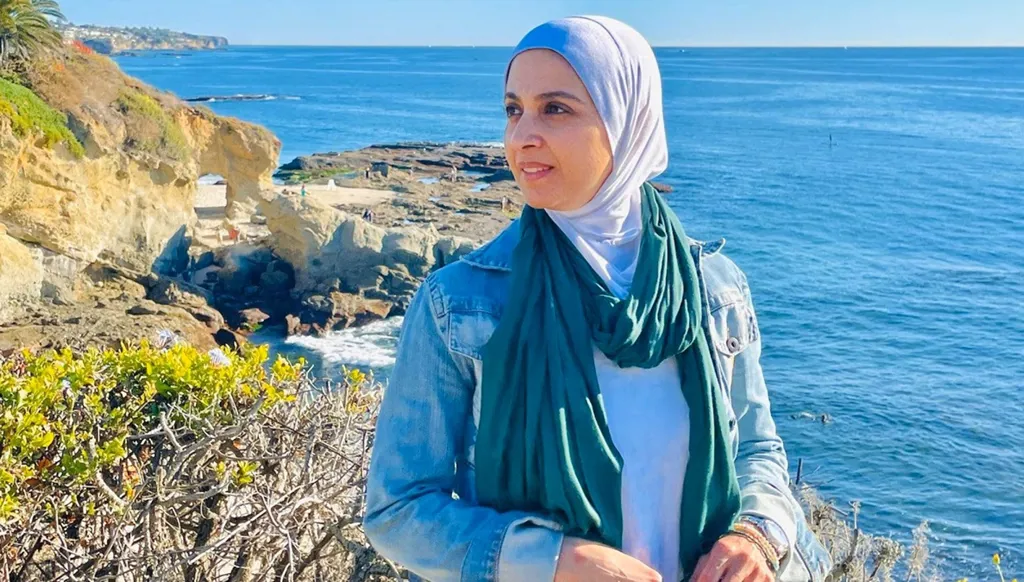 حنان ترك تهنّئ نجلها... وجدل لعدم ظهورها في زفافه