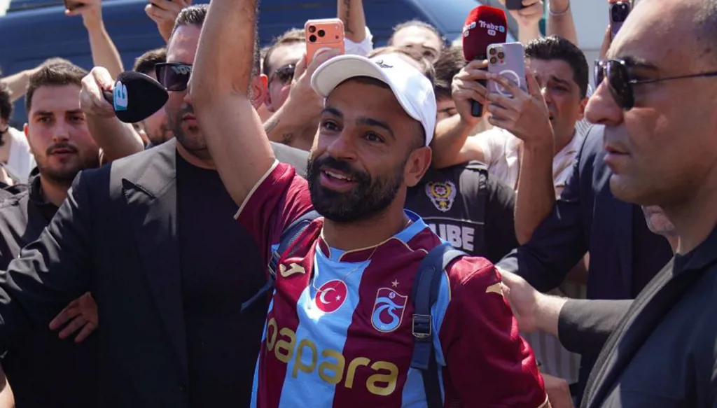 ما هي القنوات الناقلة للدوري التركي بعد انتقال محمد صلاح إلى طرابزون؟