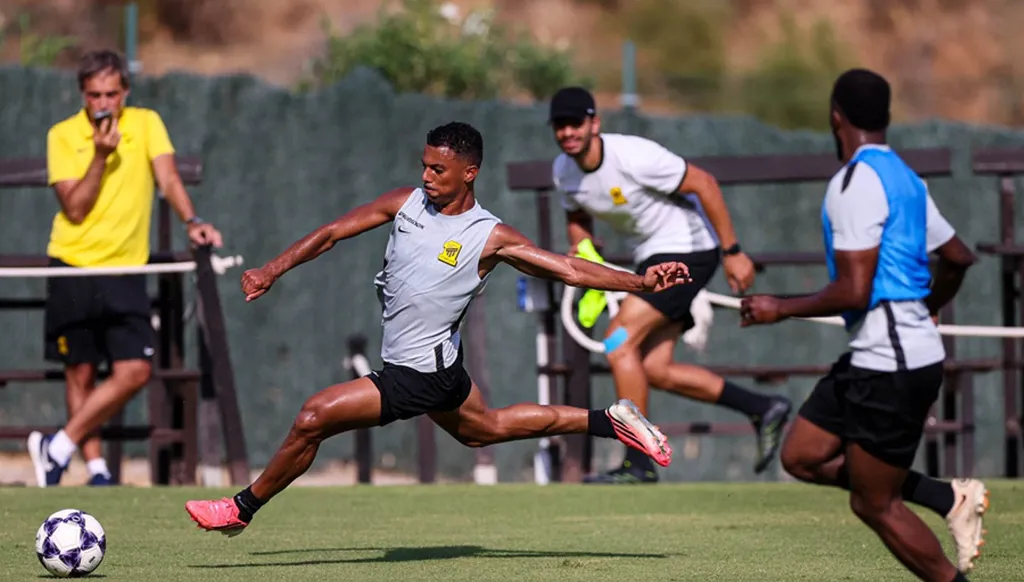 موعد مباراة الاتحاد السعودي وملقا الإسباني الودية والقنوات الناقلة
