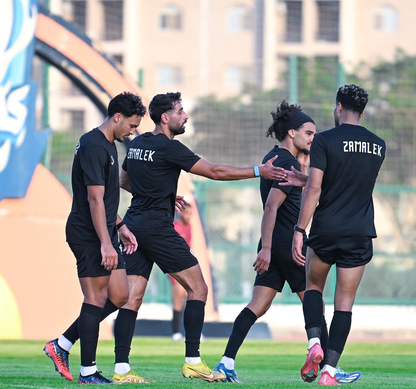 لاعبو الزمالك خلال الاستعداد للموسم الجديد. (وكالات)