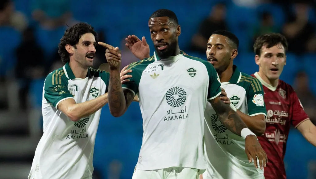 حساب النصر ينشر تغريدة مثيرة للجدل بعد الأهلي السعودي