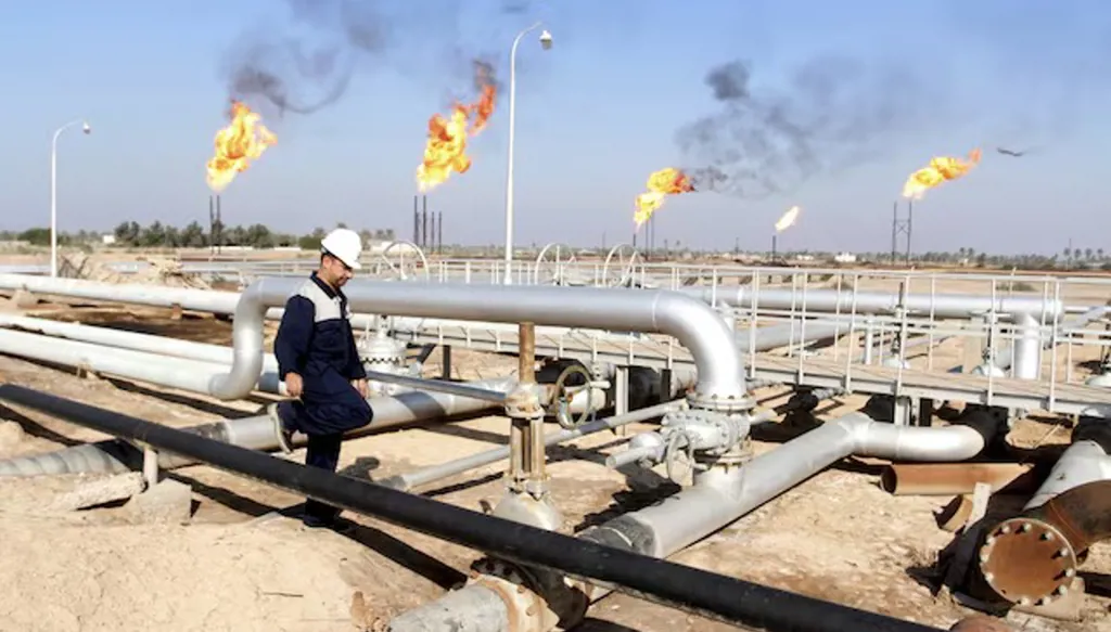 العراق يباشر تصدير النفط الخام عبر منفذ ربيعة ويسعى لتنفيذ خط أنابيب جديد