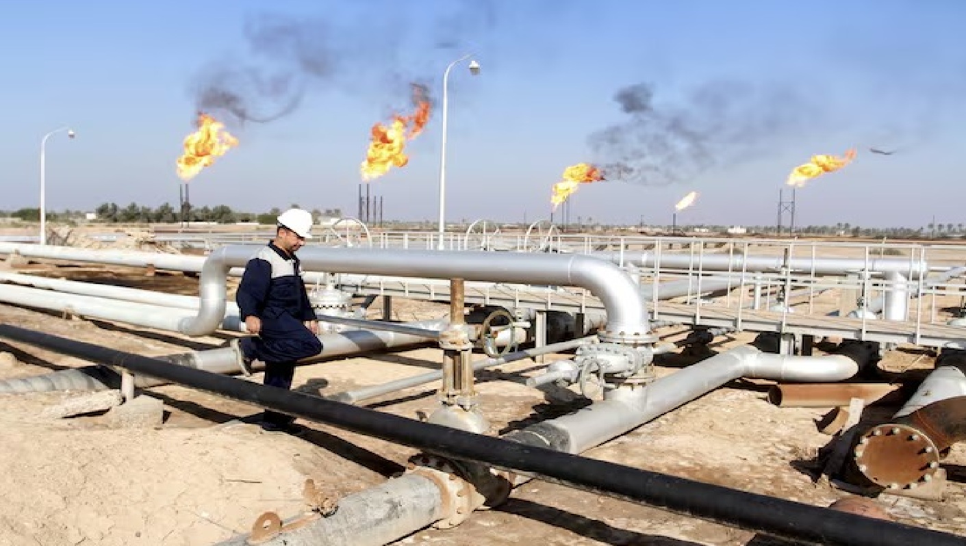حقل نهر بن عمر النفطي، شمال البصرة، العراق (رويترز)