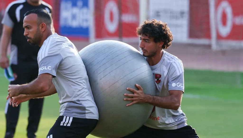كل ما تريد معرفته عن مباراة الأهلي ضد سموحة في الدوري المصري