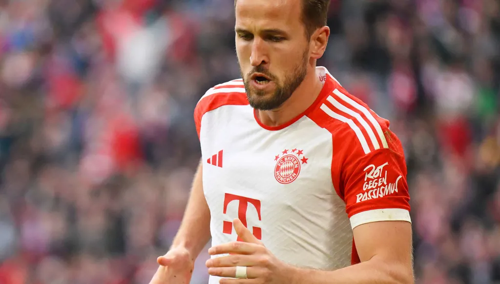 نجوم لن تصدّق أنهم ارتدوا قمصان هذه الأندية