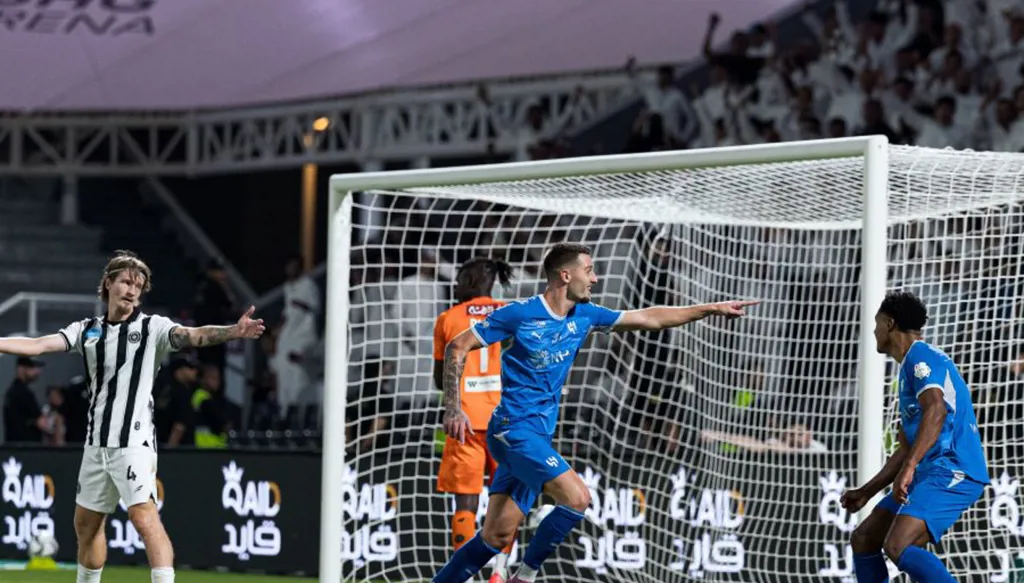 الهلال لا يتوقف... "الزعيم" يهزم الشباب ويواصل انطلاقته المثالية