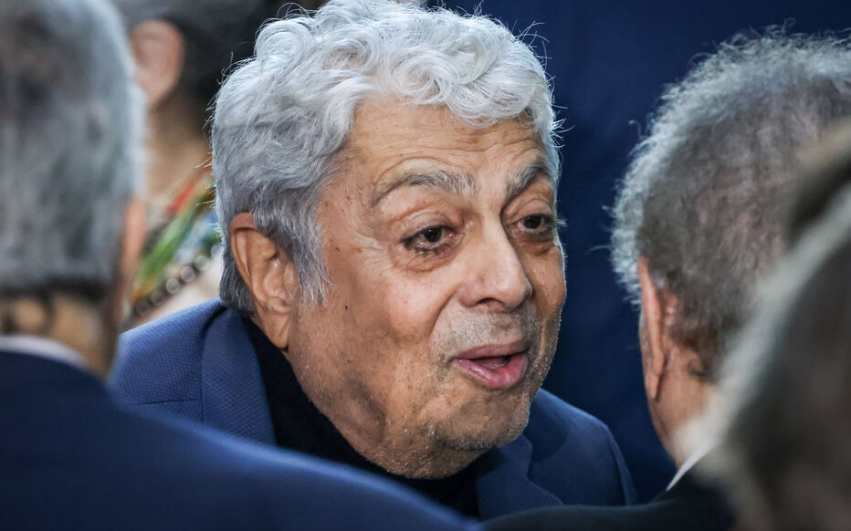 إنريكو ماسياس (مواقع).