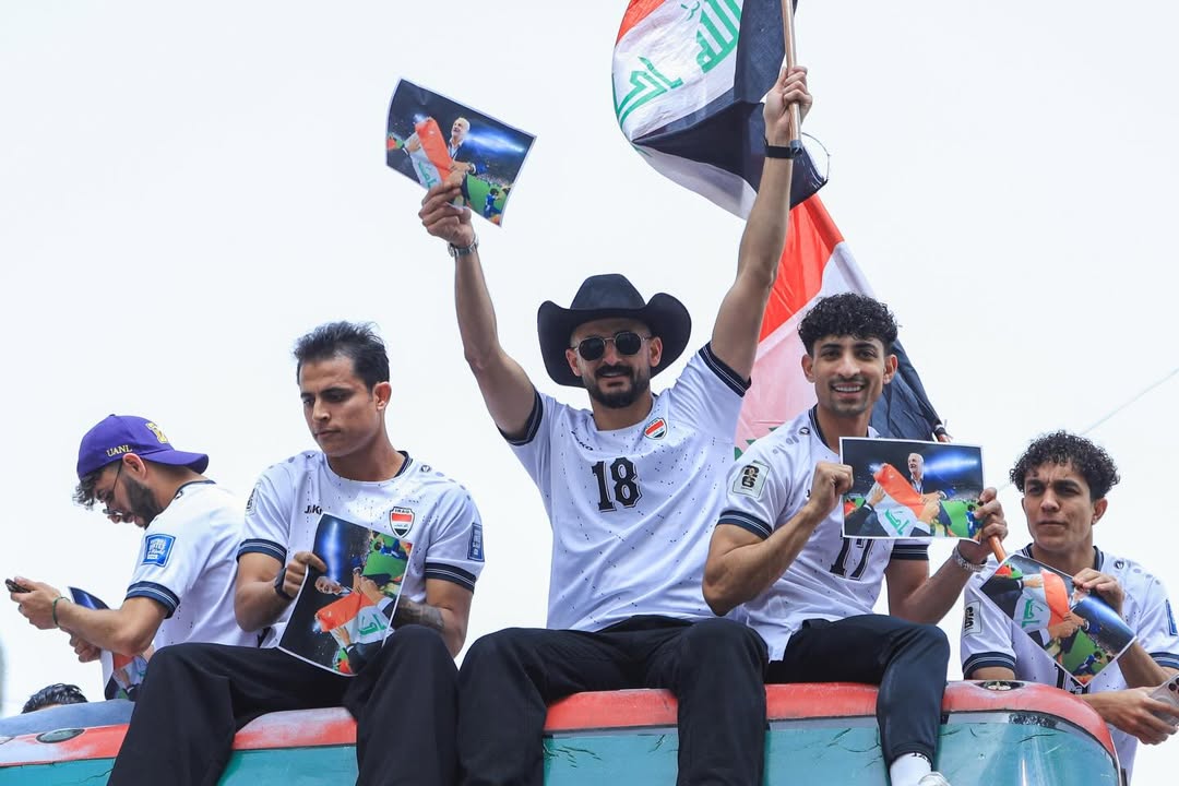 من احتفالات المنتخب العراقي مع شعبه في شوارع بغداد. (إنستغرام)