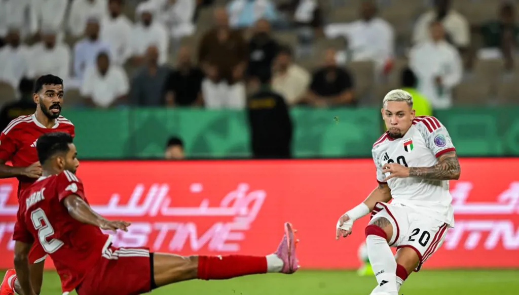 ثلاثية تُقصي حاملة اللقب... الإمارات إلى نصف نهائي "خليجي 27"