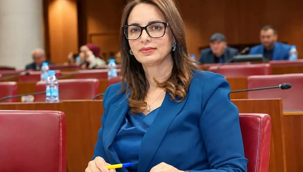 بعد يومين من تعيينها... إعفاء مديحة خيير من منصبها في المغرب يثير تساؤلات