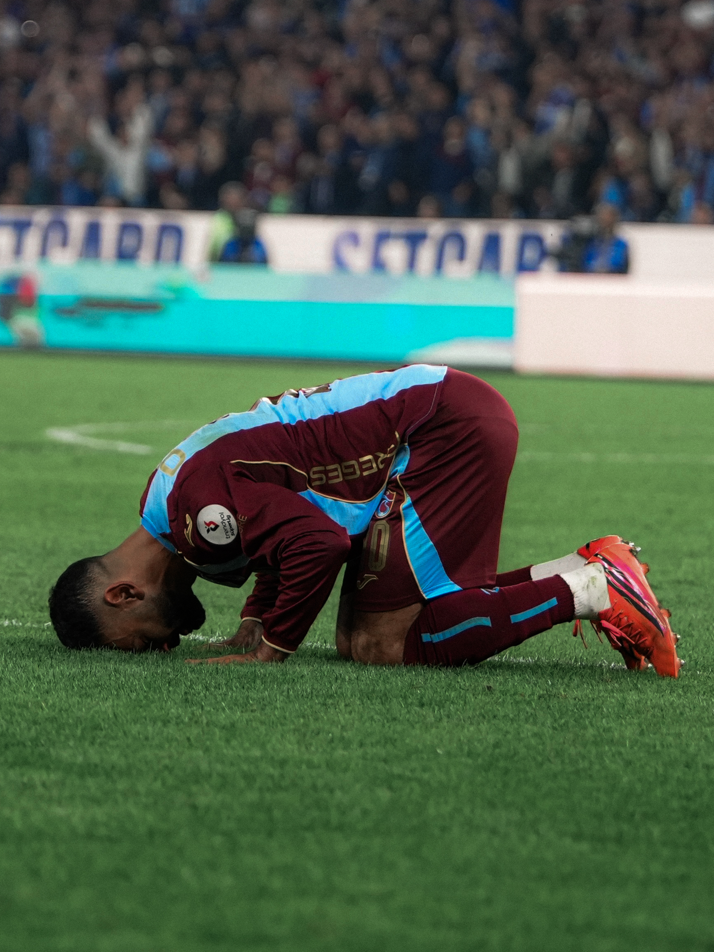النجم المصري محمد صلاح. (إكس)