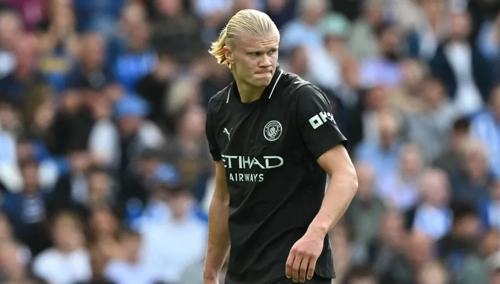 هالاند يُعيد هيبة الرقم 9... القمصان الأغلى في الدوري الإنكليزي