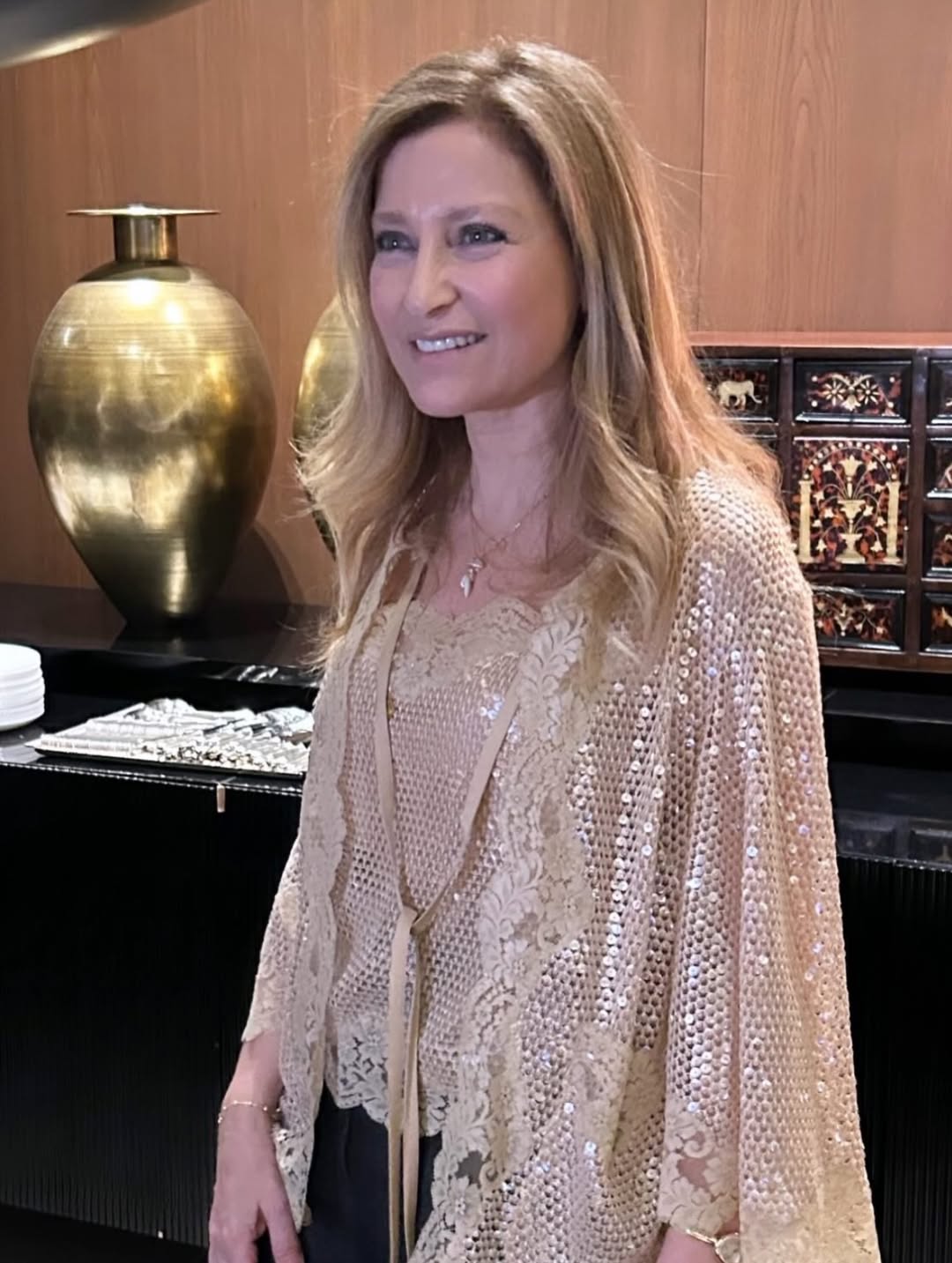 كلودين صعب تتألّق بتوقيع ايلي صعب في يوم عيدها (انستغرام)