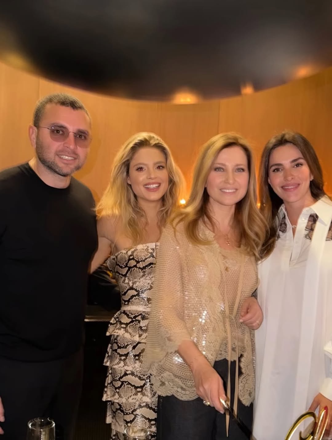 كلودين صعب تتألّق بتوقيع ايلي صعب في يوم عيدها (انستغرام)