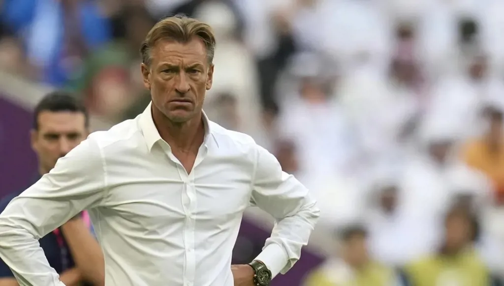 مفاجأة... قرار عاجل من مدرب السعودية استعداداً لكأس العالم 2026