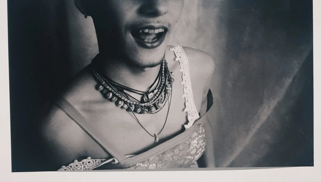 Hors normes, hors contrôle Le pouvoir jusque sous les draps