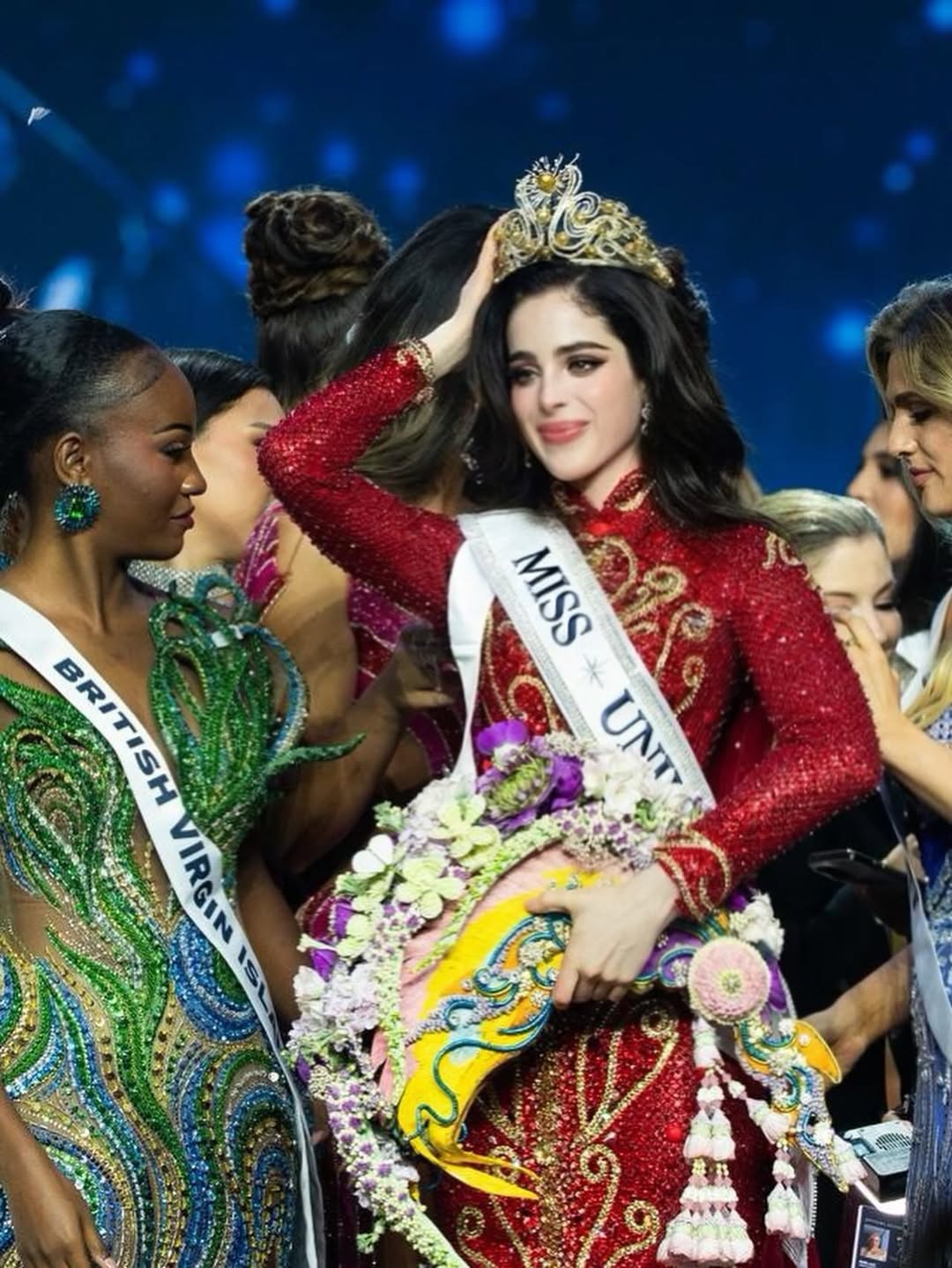 تتويج فاطيما بوش ملكة جمال الكون 2025 (انستغرام)