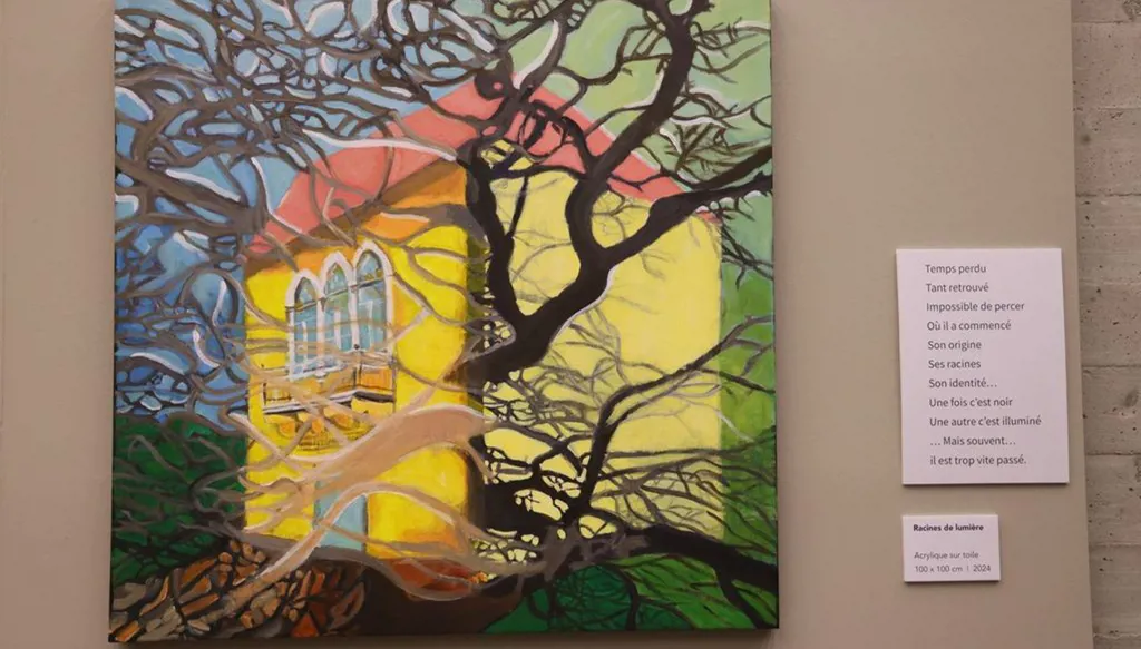 معرض "جاذبية الجذور" لرندة علي أحمد: عندما يتحوّل التجذّر إلى حالة شعرية