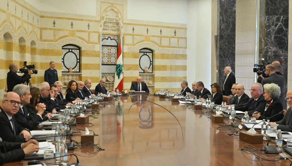 عون وسلام للوزراء: خدمة الناس والشفافية  تحضيرات لحشد كبير تنتظر سعد الحريري