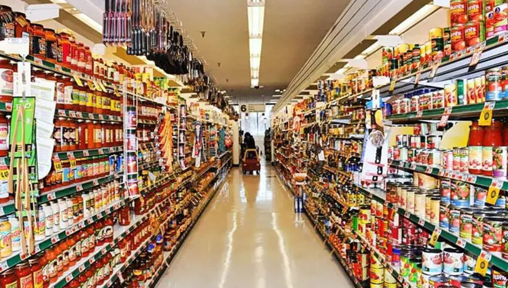 في لبنان... خفض أسعار 21 سلعة غذائيّة!