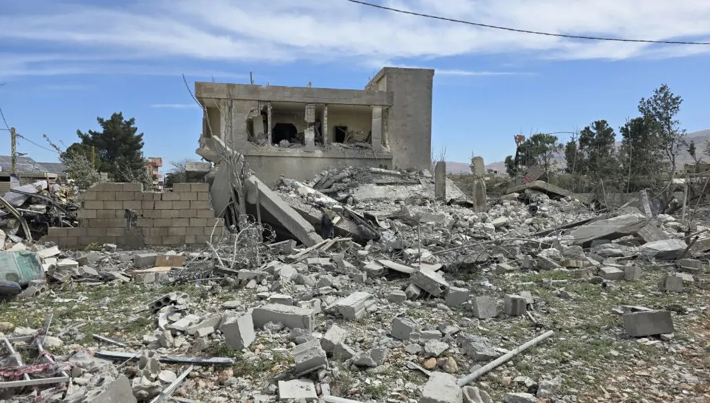 صورة قاتمة لدى المراجع عن التمدّد الإسرائيلي... السفير الإيراني باقٍ "منزوع الحصانة ومطلوباً"