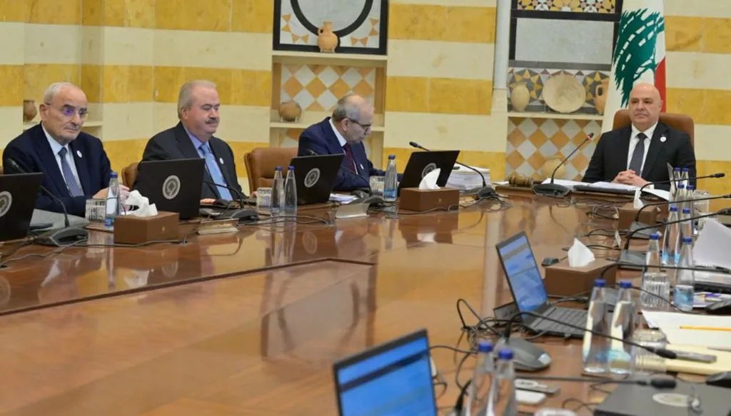 دخول سعودي على خط المساعي للتهدئة والتفاوض... المسار الثنائي بعد جولة واشنطن وعون للقاء ترامب