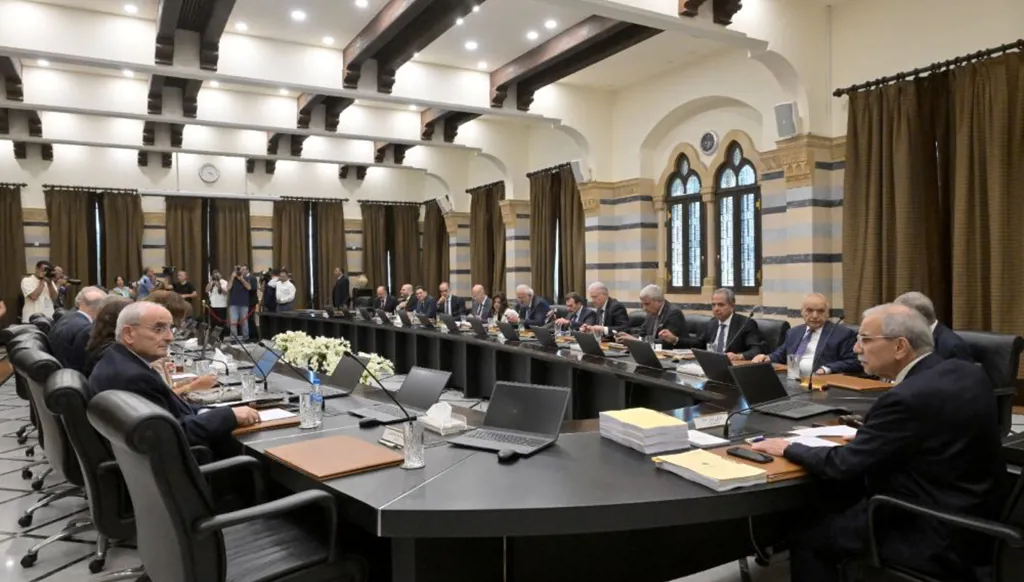 إسرائيل تسلّم لبنان خمسة أسرى ربطاً برفات يهود... تهديد إيراني بالرد على أي هجوم على "علي الطاهر"