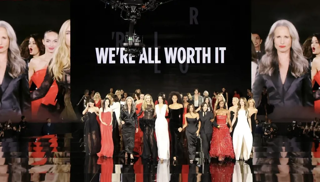إطلالات النجمات من إيفا لونغوريا إلى كيندال جينر تخطف الأضواء في عرض لوريال لتمكين المرأة في باريس (صور وفيديو)