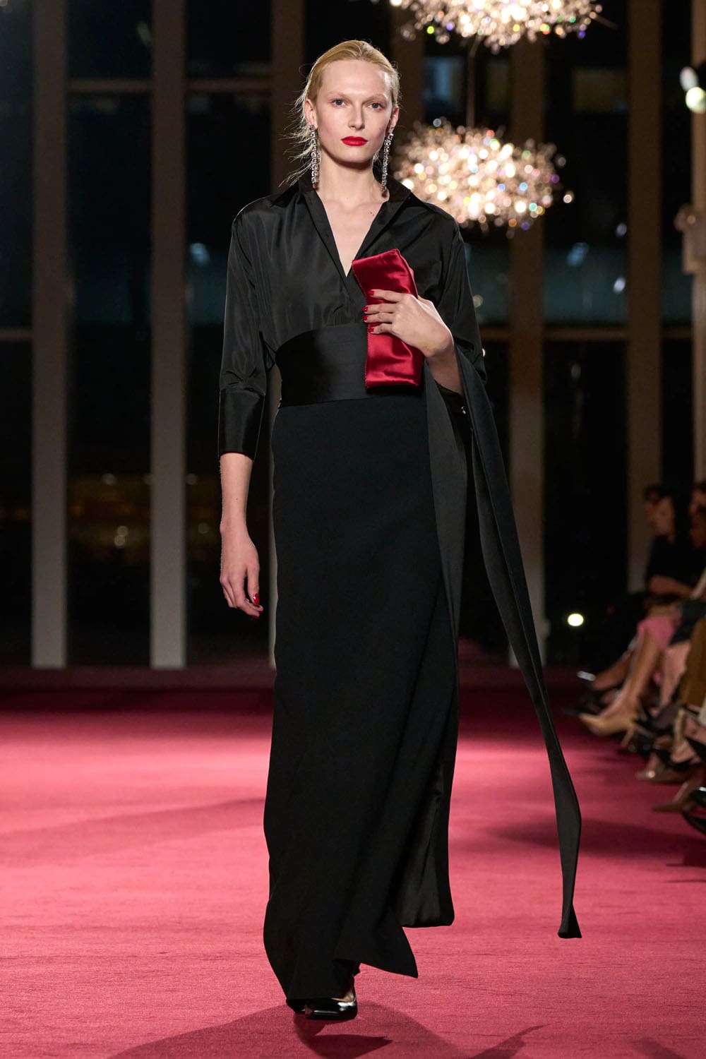 من عرض أزياء مايكل كورس لخريف 2026 (إنستغرام)