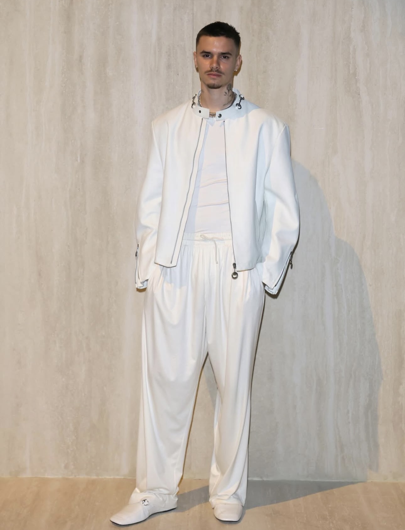 روميو بيكهام في عرض أزياء غوتشي لخريف وشتاء 2026/2027 (إنستغرام)