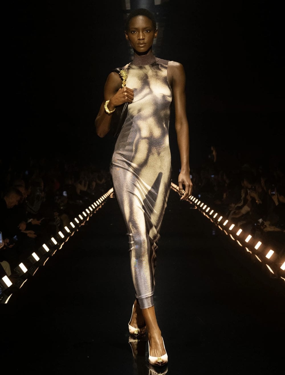 من مجموعة أزياء سكياباريلي لخريف وشتاء 2026/2027 (إنستغرام)