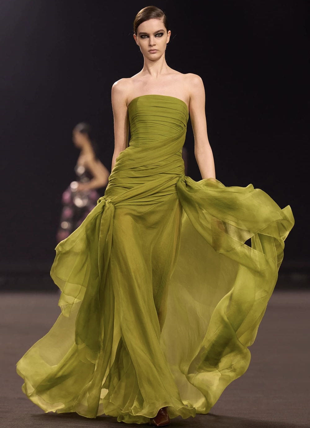 من مجموعة إيلي صعب لخريف وشتاء 2026/2027 (إنستغرام)