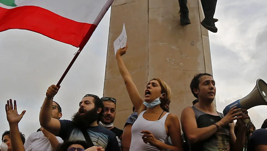 أموال المودعين إلى أين؟