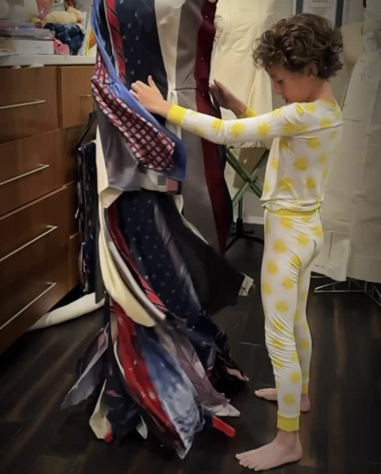 المصمّم الطفل ماكس ألكسندر (إنستغرام)