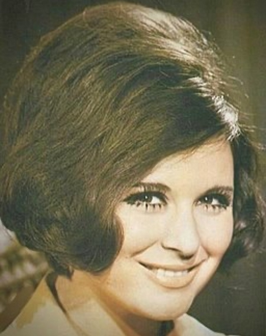 سعاد حسني ومكياجها الأيقوني (وكالات)