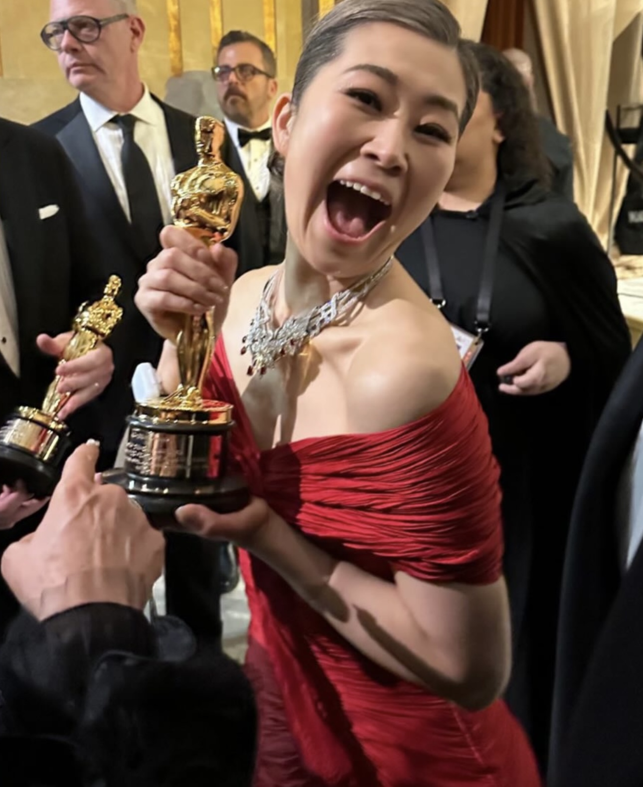 ماغي كانغ بتصميم مرمر حليم (إنستغرام)