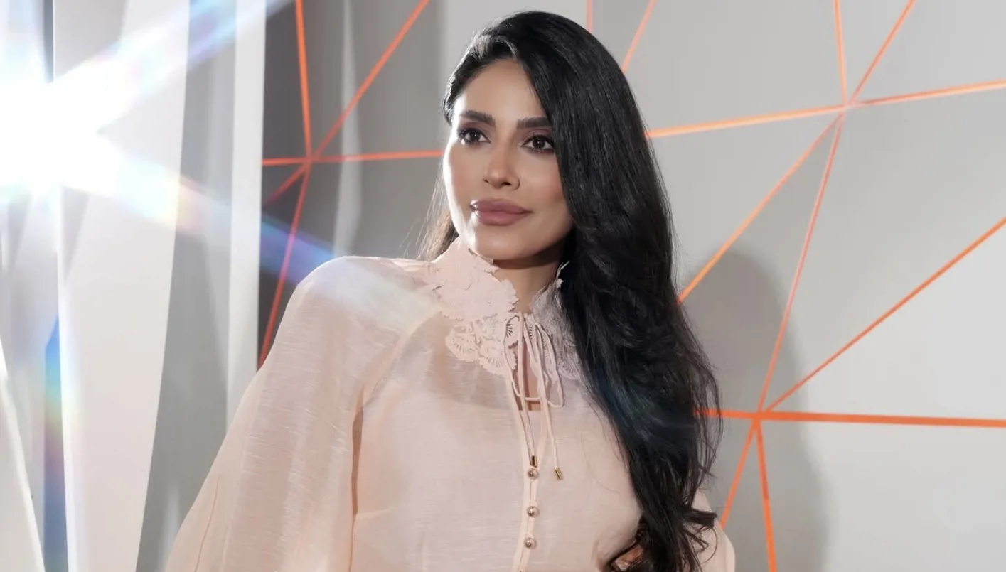 موضة ربيع 2026 بأسلوب النساء العربيات... أفكار ملهمة لتنسيق إطلالتك