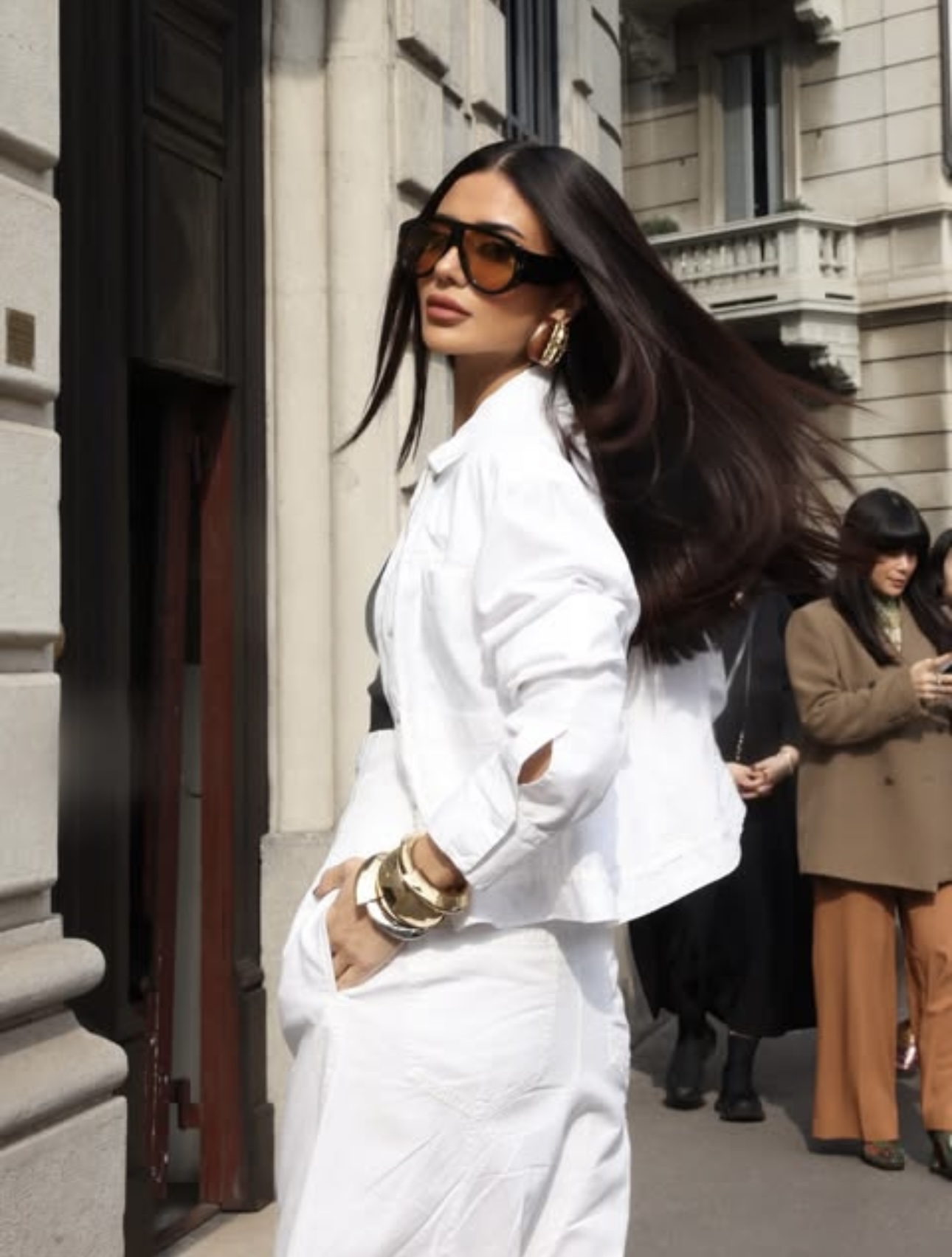 ديما الأسدي بالكاجوال من Sportmax (إنستغرام)