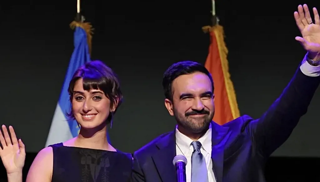 راما دواجي… ملامح Gen Z في أناقةٍ تجمع الفنّ بالهويّة (صور وفيديو)